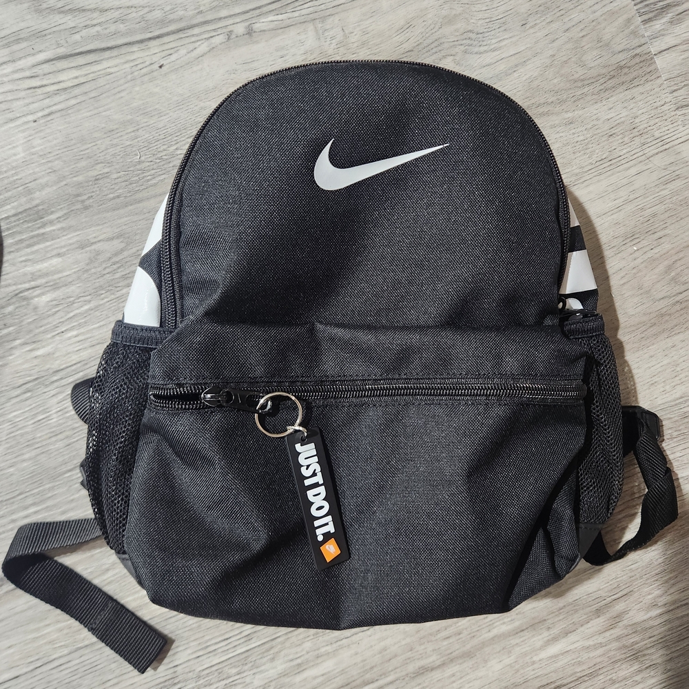 Nike Black and White Men's Backpack